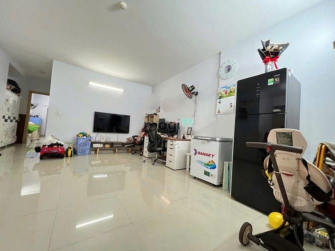 Hình ảnh 100m2, 13tr/th, 3PN, 2WC, Nội thất, 10A Trần Nhật Duật, Tân Định, Q1.