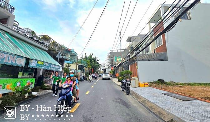 Hình ảnh Bán đất Mặt tiền đường 182 Lã Xuân Oai, TNP A, Q9  - DT:88m2