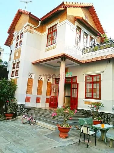 Hình ảnh Biệt thự sân vườn 1 lầu áp mái mặt tiền hẻm xe tải Gò Ô Môi, Quận 7