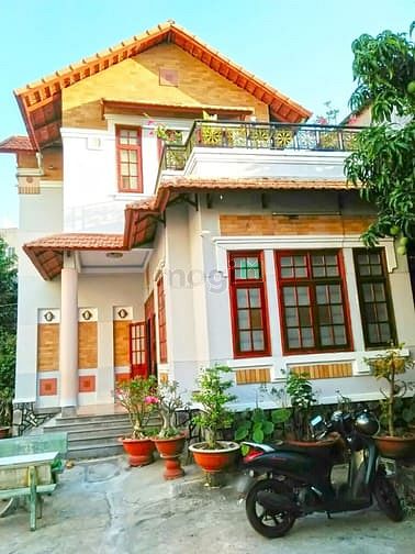 Hình ảnh Biệt thự sân vườn 1 lầu áp mái mặt tiền hẻm xe tải Gò Ô Môi, Quận 7
