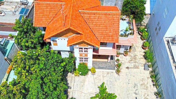 Hình ảnh Biệt thự sân vườn 1 lầu áp mái mặt tiền hẻm xe tải Gò Ô Môi, Quận 7