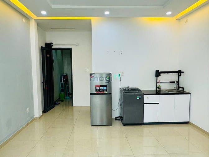 Hình ảnh Tiện đi Sân Bay - Vòng Xoay Lăng Cha Cả - Ngã Tư Phú Nhuận