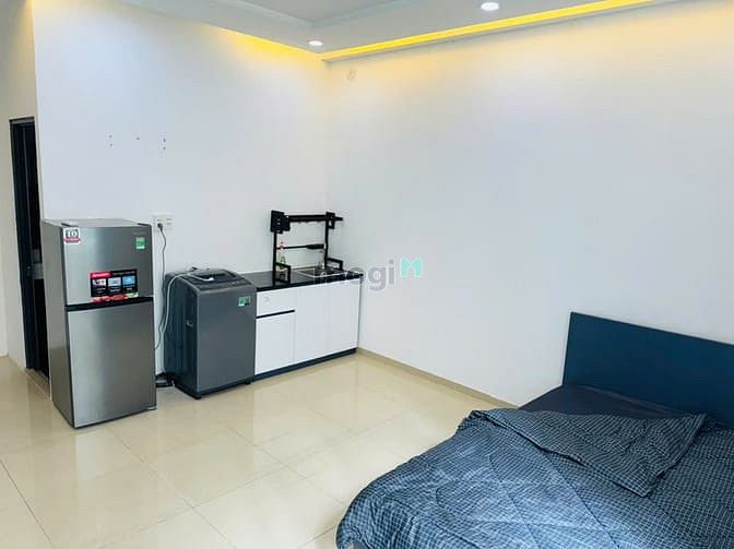 Hình ảnh Tiện đi Sân Bay - Vòng Xoay Lăng Cha Cả - Ngã Tư Phú Nhuận
