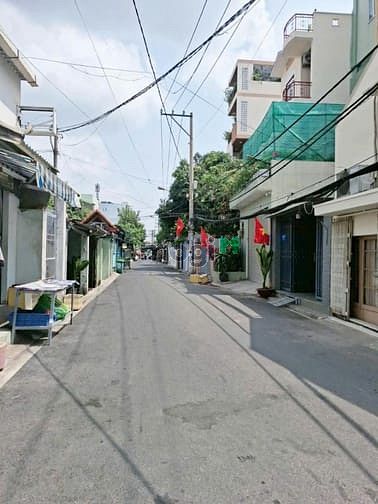 Hình ảnh Nhà 2 tầng hẻm xe hơi 44 Bùi Văn Ba quận 7. 5,5*23 chỉ 10,3 tỷ.