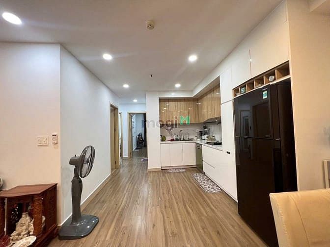 Hình ảnh 13tr/tháng, Nội thất, 90m2, 2PN. 2WC, C/c Screc, TRường Sa. Q3.