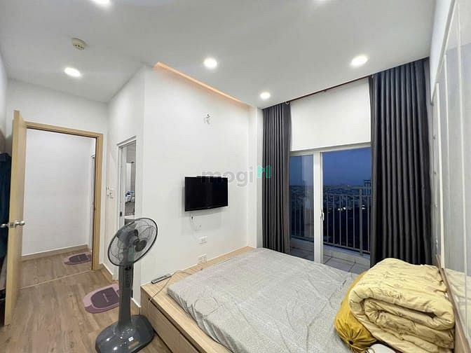 Hình ảnh 13tr/tháng, Nội thất, 90m2, 2PN. 2WC, C/c Screc, TRường Sa. Q3.