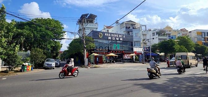 Hình ảnh Cho thuê góc 2MT kinh doanh đắc địa khu Tên Lửa