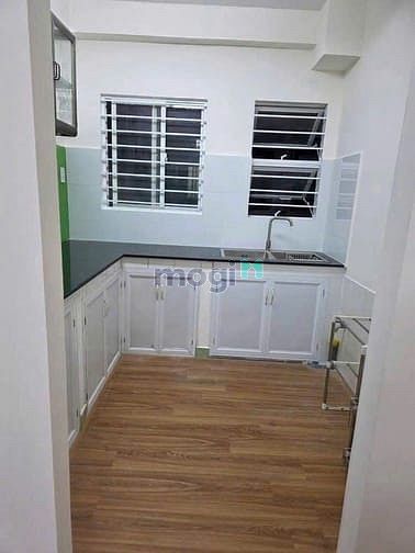 Hình ảnh Mb6623 nạp rút nhanh chóng 40m2,1P ngủ, wc , C/c Bàu Cát, p10, TB,5tr/th. Thang bộ