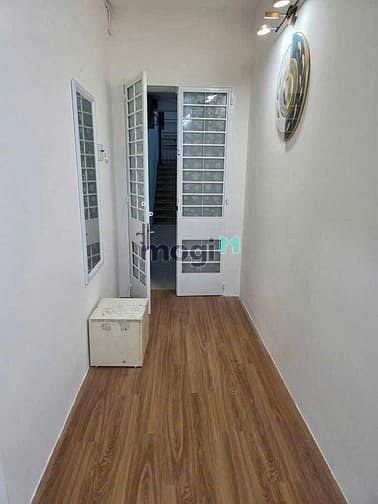 Hình ảnh Mb6623 nạp rút nhanh chóng 40m2,1P ngủ, wc , C/c Bàu Cát, p10, TB,5tr/th. Thang bộ