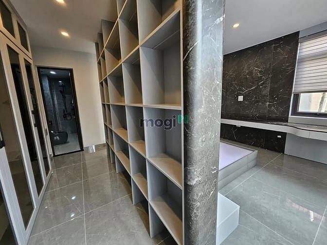 Hình ảnh Nhà mới xây Gia Quất 5 tầng gara ô tô, mặt tiền 5m. gíá 9,1 tỷ
