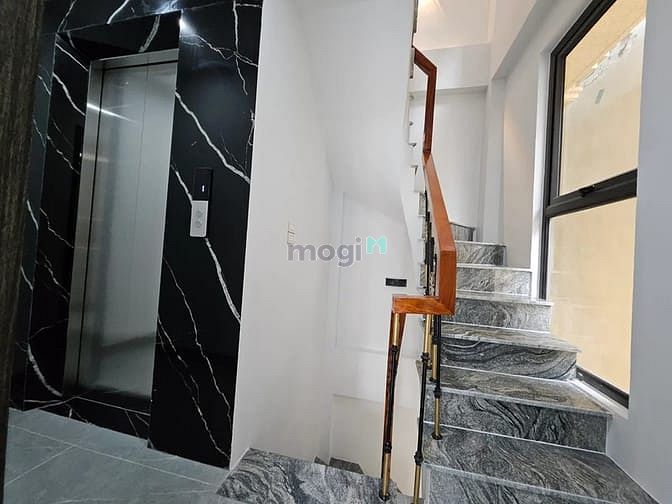 Hình ảnh Nhà mới xây Gia Quất 5 tầng gara ô tô, mặt tiền 5m. gíá 9,1 tỷ