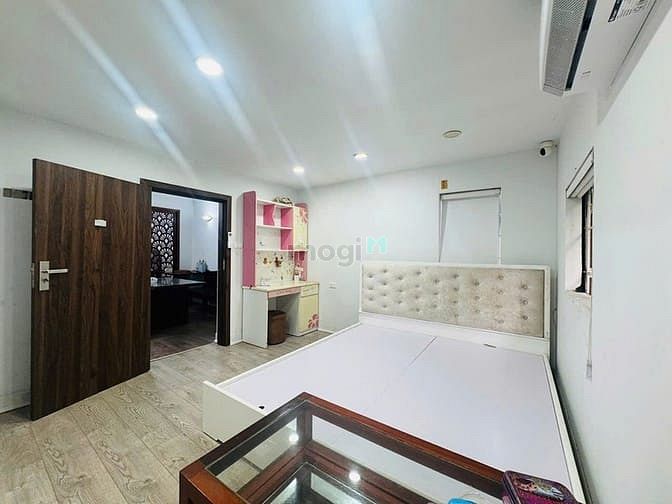 Hình ảnh 🌟Phải Thật Nhanh! Vip nhất tập thể Giảng Võ_Ba Đình_view hồ_Sổ to_80m