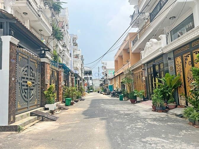 Hình ảnh Tìm chủ mới lô đất hẻm 51/ Đường 18b, DT; 4 x 24m, Giá: 6.3 ỷ