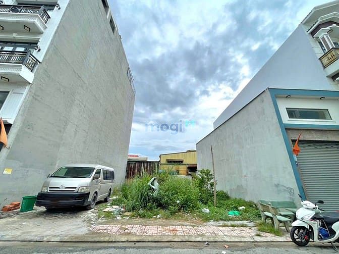 Hình ảnh Đất nền sổ hồng riêng hẻm 69/ đường 18b, 80m2, thổ cư 100%. Giá: 6 tỷ
