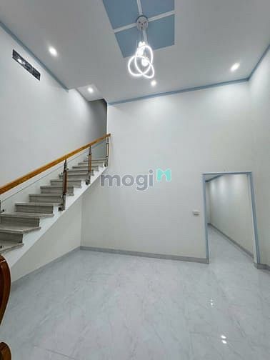 Hình ảnh Bán nhà 1 trệt 1 lửng gần trường tiểu học Tân Phong