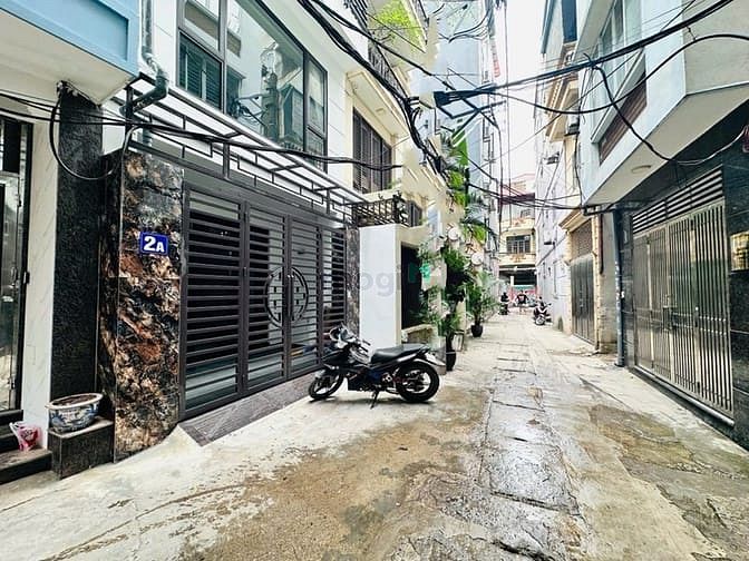 Hình ảnh Bán CHDV Quan Hoa, Cầu Giấy -131m, 6T Thang máy - Dòng tiền 1,8 tỷ/năm