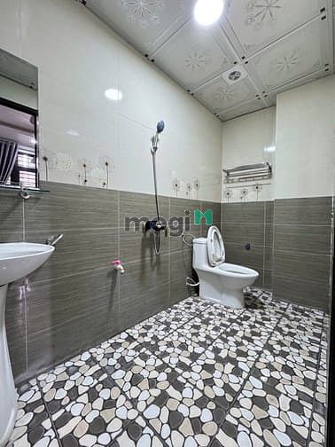 Hình ảnh Bán nhà Hà Đông phố Phan Đình Giót 10.6 tỷ, 55m2, MT 6.4m, ô tô đỗ.