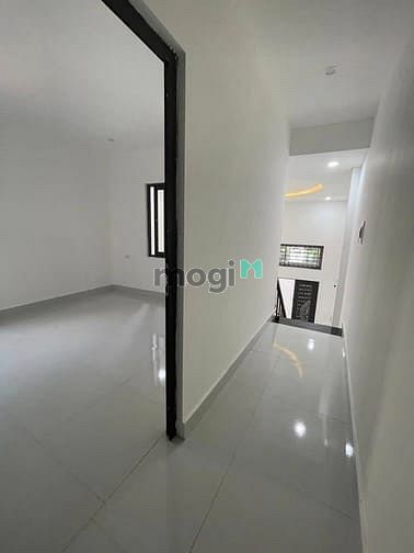 Hình ảnh Bán nhà Hà Đông phố Phan Đình Giót, 10,1 tỷ, 54m2, 2 thoáng, ô tô đỗ.