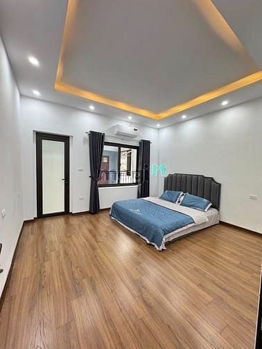 Hình ảnh Bán nhà Hà Đông phố Nguyễn Văn Lộc, 13.2 tỷ, 69m2, MT 5m, ô tô đỗ