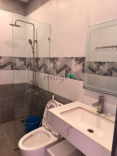 Hình ảnh Cho Thuê Nhà Nguyên Căn Mới, Đậu Xe Ô Tô – Đường An Phú Đông 3, Q12