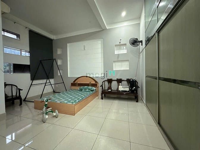 Hình ảnh Bán nhà 4L BTCT hẻm 8m Cộng Hòa sát ga T3 ngang 5m 100m2 có gara 23 tỷ