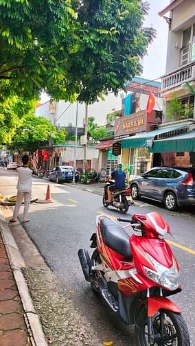 Hình ảnh 💥Nhà⚡ Đẹp 7 Tầng Kinh Doanh 2 MP- Vũ Xuân Thiều- Nội Thất Đẹp Ở và KD