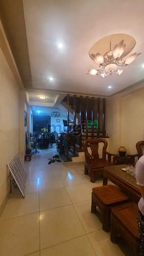 Hình ảnh Bán nhà đẹp ngõ 67 Nguyễn Văn Cừ 63m2x 5 T,ngõ 4 m . Giá 11 tỷ.
