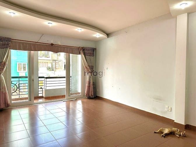 Hình ảnh phòng trọ Phú Nhuận, nữ thuê, máy lạnh, nước nóng nội thất cơ bản