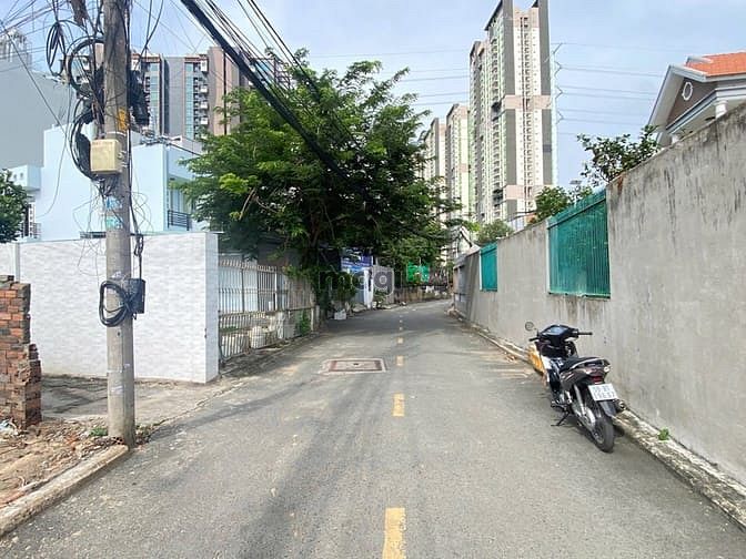 Hình ảnh Bán Lô Đất Góc 2 Mặt Tiền Đường Số 4 cách Đồng Văn Cống 70m