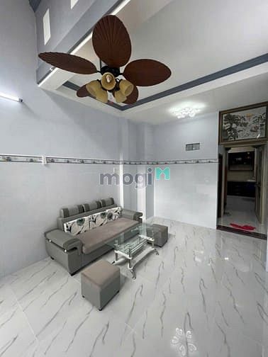 Hình ảnh Cho Thuê Nguyên Căn Lạc Long Quân - 5PN  - HXH - 18 Triệu