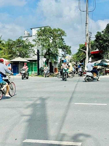 Hình ảnh Nền diện tích đẹp mặt tiền Trần Quang Diệu nd, Bình Thuỷ, Cần Thơ
