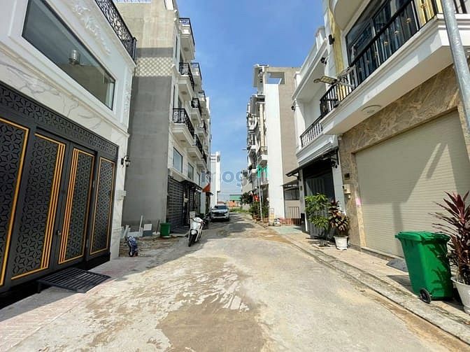 Hình ảnh Bán gấp đất đẹp 5 x 16m, hẻm 69/ đường 18b, thổ cư 100%. Giá: 6,5 tỷ