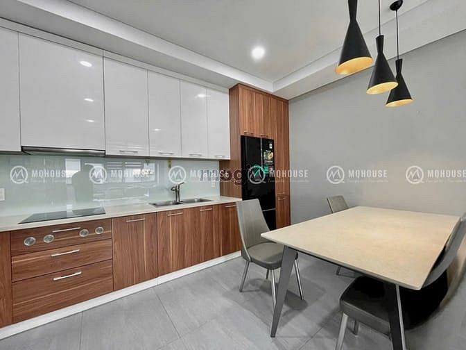 Hình ảnh CHDV 3 Phòng Ngủ 100m2 Có Thang Máy Ngay Sân Bay Tân Sơn Nhất