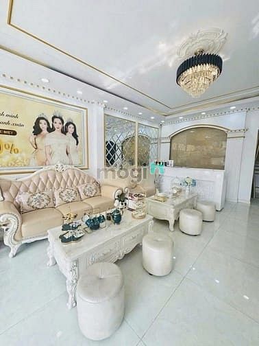 Hình ảnh Cho thuê nhà mặt tiền - ngang 5m - võ văn tần, Q3