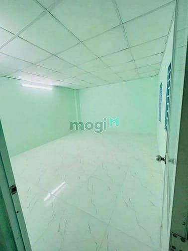 Hình ảnh Nhà ngộp trệt lửng chính chủ - 30M2 - SHR - CẦN BÁN GẤP TRONG TUẦN