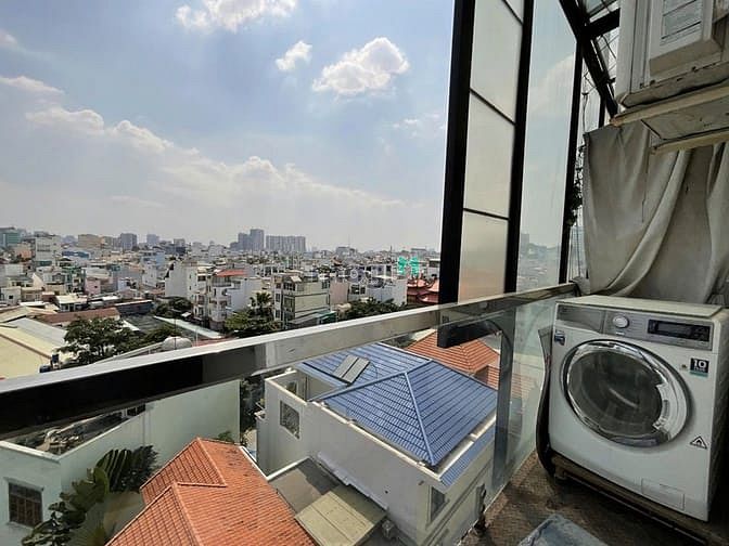 Hình ảnh 1PN ban công hầm xe thang máy hồ bơi cầu Công Lý q3 giáp Phú Nhuận