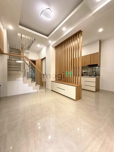 Hình ảnh [Quận 10] Bán Nhà Đẹp Tặng Full Nội Thất Hòa Hưng 42m² 3PN Chỉ 5.95 Tỷ