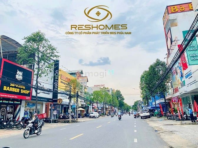 Hình ảnh Cho THUÊ nhà mới xây 1T4L có thang máy đường Phạm Văn Thuận