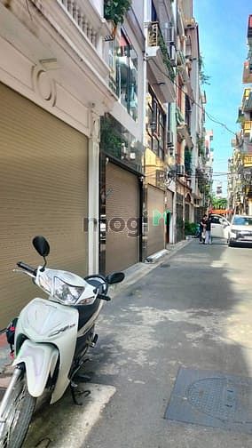 Hình ảnh 🎋 Cạnh Chợ 230_Sài Đồng- 7 Tầng Thang Máy-Ngõ Thông Thằng Tắp- Thoáng