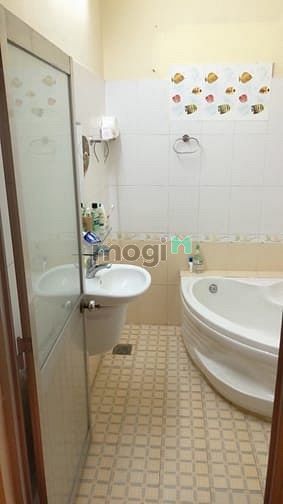 Hình ảnh 🏡 Nhà Nguyễn Thị Thập, Q7 – 4x19m giá 8.4 tỷ.