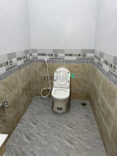 Hình ảnh Bán Nhà Linh Trung - Đường 5M - KQH - Khu Vực Xây Cao - Thủ Đức