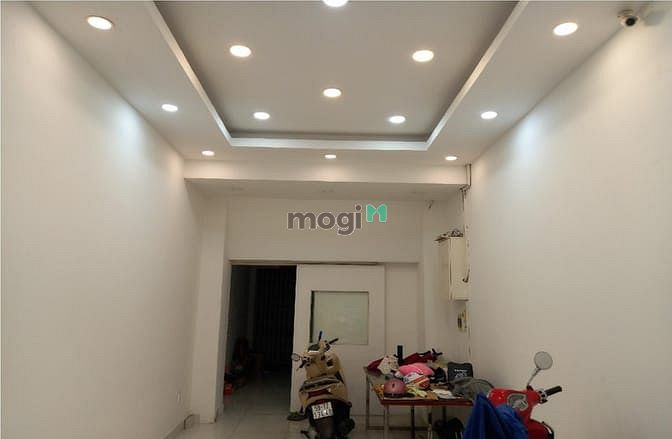 Hình ảnh Cho thuê mặt bằng 3,3x12m 18tr/th mặt tiền sầm uất Võ Thị Sáu, Quận 1
