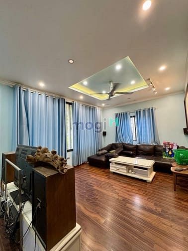 Hình ảnh P.Lô-TW Đảng-KDT Sài Đồng-BT Liền Kề 4 Tầng*140m -Cho Thuê Ở Kinh Doah