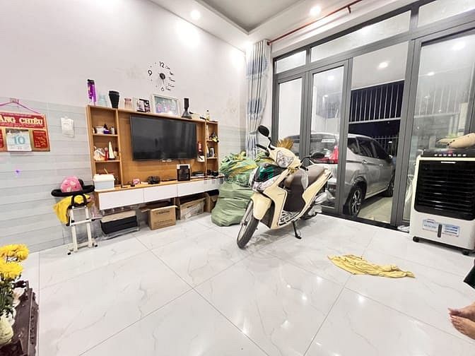Hình ảnh Bán Nhà Mới - Đường Số 11 - Linh Xuân - Thủ Đức - Xe tải ngủ trong nhà