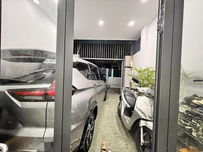 Hình ảnh Bán Nhà Mới - Đường Số 11 - Linh Xuân - Thủ Đức - Xe tải ngủ trong nhà