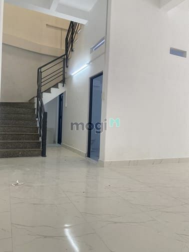 Hình ảnh Ngang 8m hiếm - sổ a4 , cn 165m2 - 2 tầng, 4pn - chdv / cho thuê kho