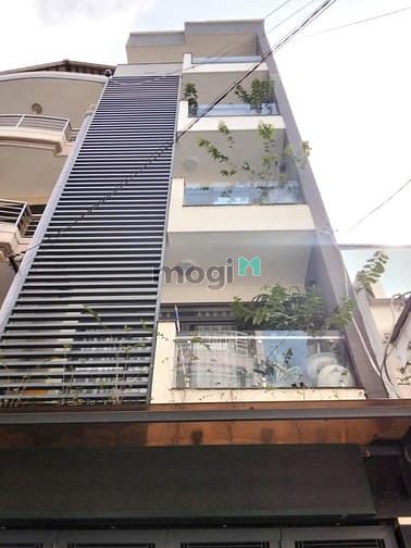 Hình ảnh Bán nhà hẻm 8m Lê Minh Xuân, Phường 7, Q. Tân Bình. Dt: 4,4x16,7m.