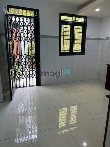 Hình ảnh Bán nhà Quận 11 đường lãnh bình thăng giá 10 tỷ 800 còn thương lượng