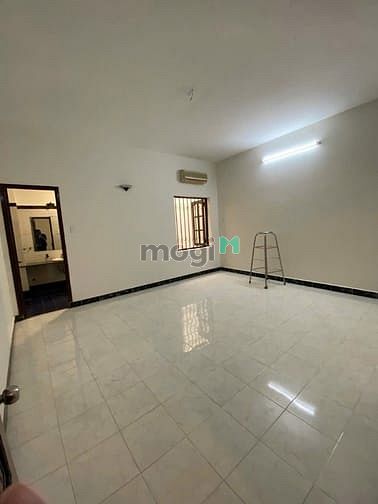 Hình ảnh 22.8 tỷ! Bán mặt tiền ngay Trường Sơn - 5x18.5m - 456m2 - Hầm 5 Tầng