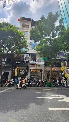 Hình ảnh SHOP thời trang 39 Đồng Khởi, Q1. DT: 4X25m. Kc: Trệt 2 lầu. Gía: 120t